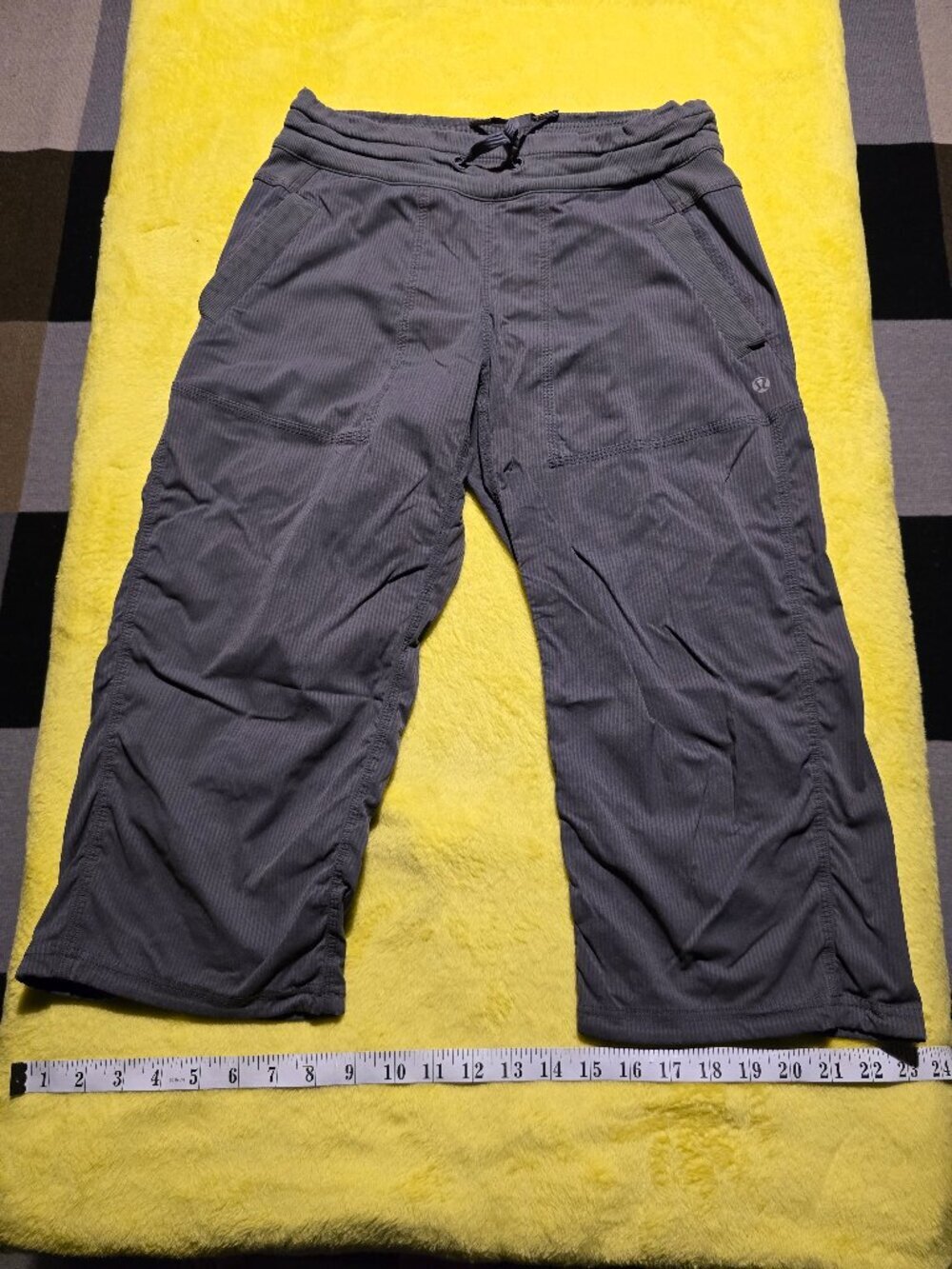 lululemon athletica dance studio cropped pants grey size 6